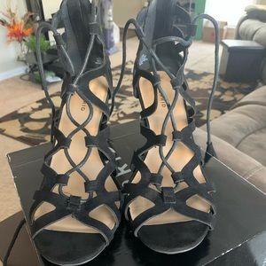 H Black Scallop Lace Up Heels